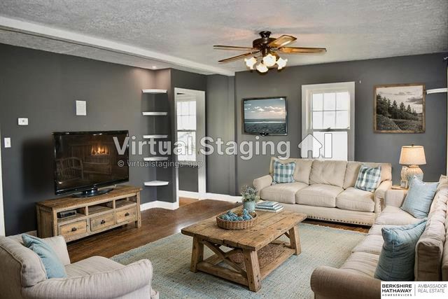 1512 E 4th Street, Fremont, NE 68025