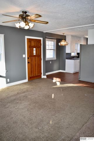 1512 E 4th Street, Fremont, NE 68025