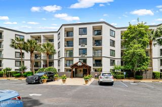 10 Lemoyne Ave Apt 101, Hilton Head Island, SC 29928