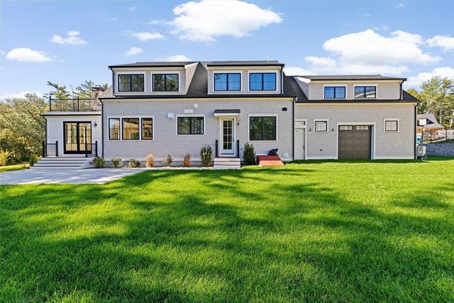 10 Hawthorn, Duxbury, MA 02332