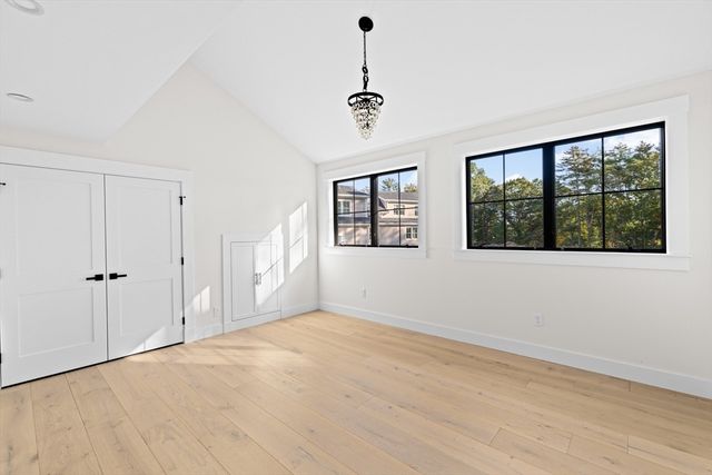 10 Hawthorn, Duxbury, MA 02332