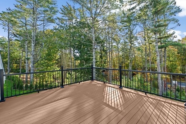 10 Hawthorn, Duxbury, MA 02332