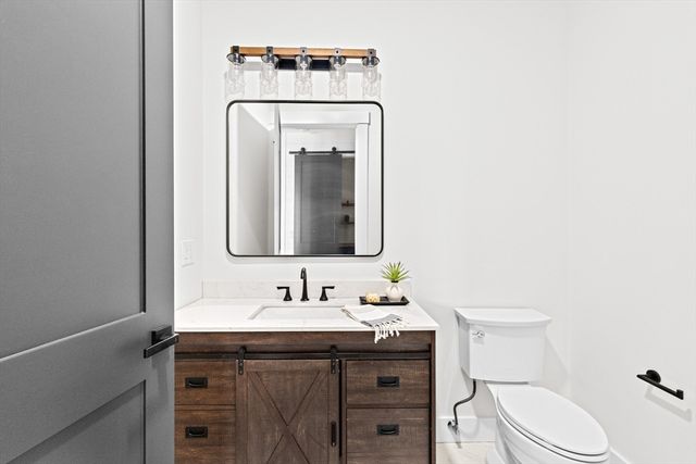 10 Hawthorn, Duxbury, MA 02332