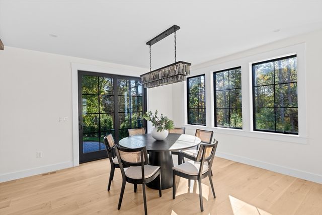 10 Hawthorn, Duxbury, MA 02332