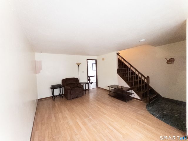 40 Grove Street B, Manchester, CT 06042