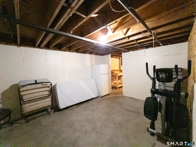 40 Grove Street B, Manchester, CT 06042