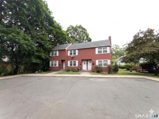 40 Grove Street B, Manchester, CT 06042