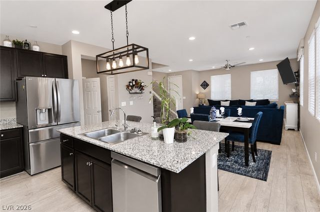 7012 Coyote Mesa Street, North Las Vegas, NV 89086