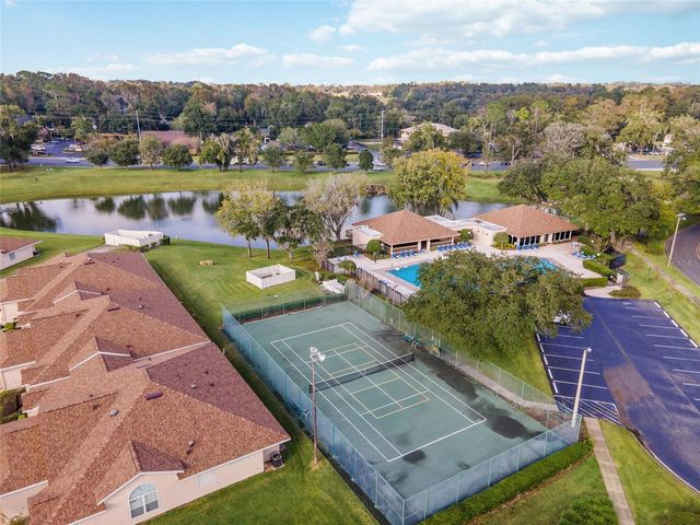 2412 SE 17TH CIRCLE, Ocala, FL 34471