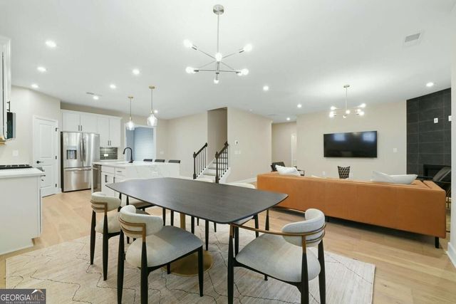 6130 Marigold Way, Atlanta, GA 30349