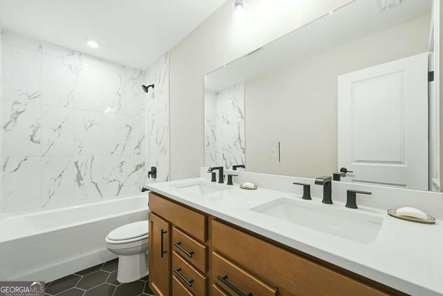 6130 Marigold Way, Atlanta, GA 30349