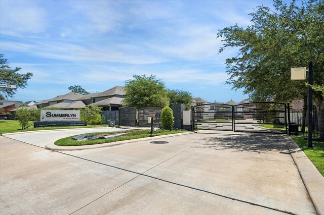 1819 Agoura Hills Drive, Houston, TX 77080