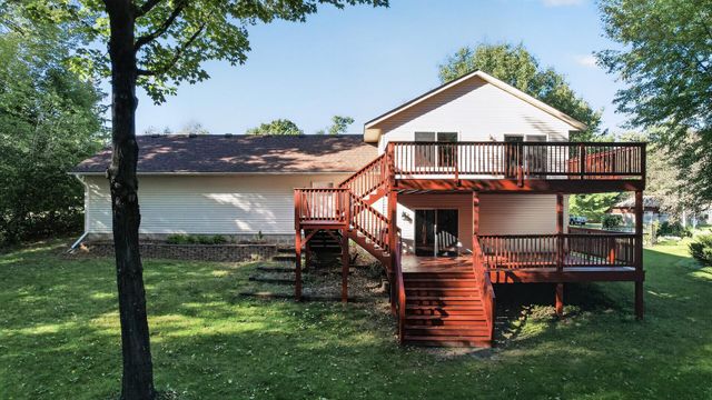483 Maple Street, Taylors Falls, MN 55084