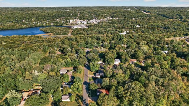 483 Maple Street, Taylors Falls, MN 55084