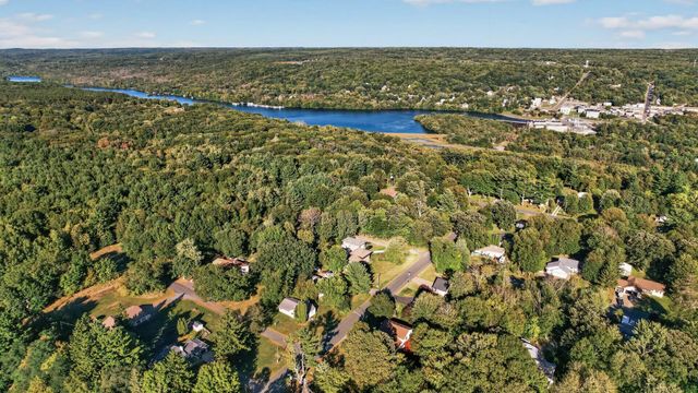 483 Maple Street, Taylors Falls, MN 55084