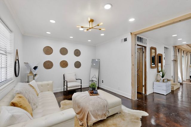 1815 Wellington Court, Arlington, TX 76013