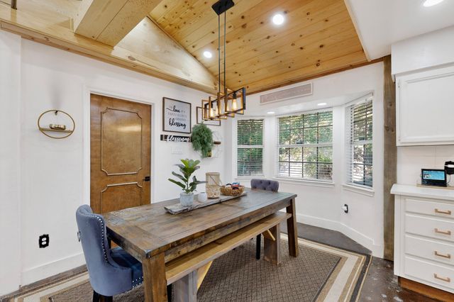 1815 Wellington Court, Arlington, TX 76013