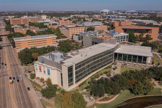 1815 Wellington Court, Arlington, TX 76013