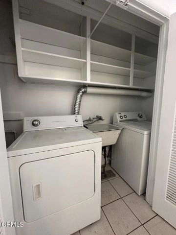 2618 Griffith Park Boulevard, Los Angeles, CA 90039