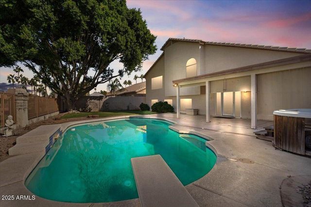 16840 S 36TH Place, Phoenix, AZ 85048