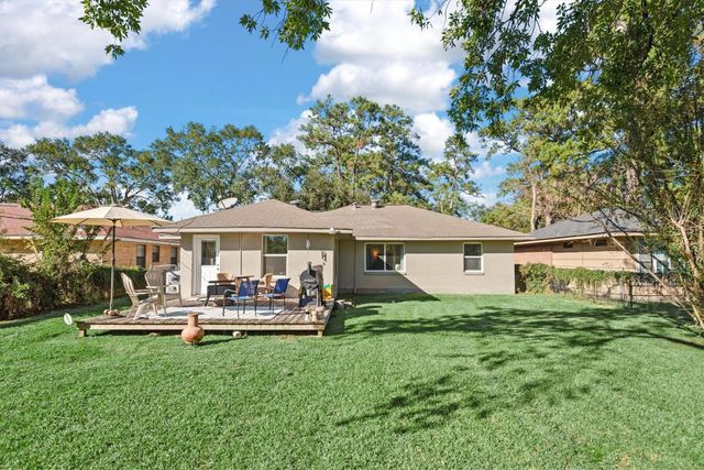 2023 Woodcrest Drive, Houston, TX 77018