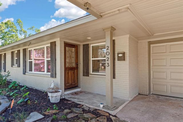 2023 Woodcrest Drive, Houston, TX 77018