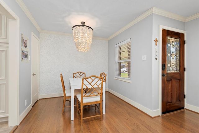 2023 Woodcrest Drive, Houston, TX 77018
