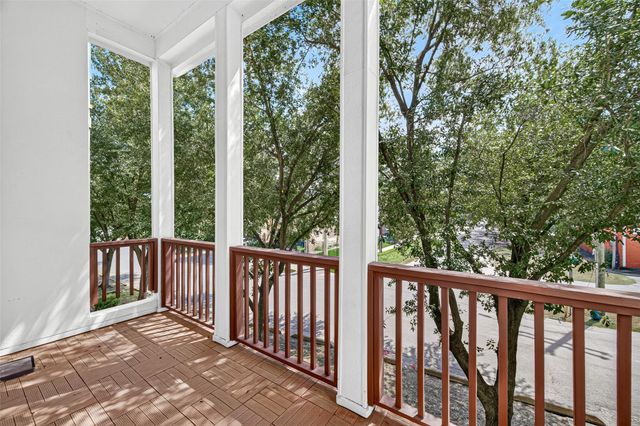 6610 Toledo Street, Houston, TX 77008