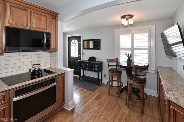 1712 Wright, Rocky River, OH 44116