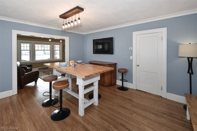 1712 Wright, Rocky River, OH 44116