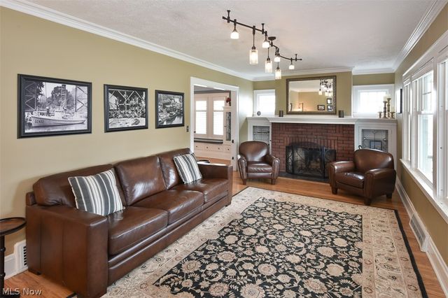 1712 Wright, Rocky River, OH 44116