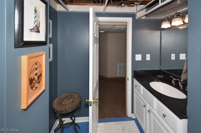 1712 Wright, Rocky River, OH 44116