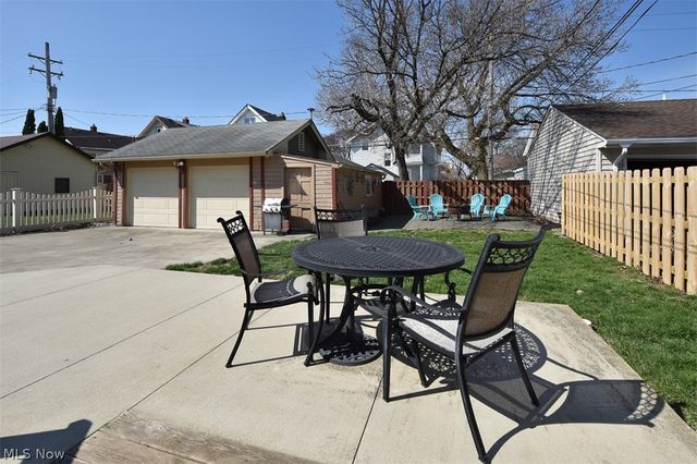 1712 Wright, Rocky River, OH 44116