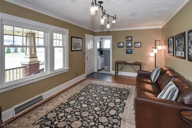 1712 Wright, Rocky River, OH 44116