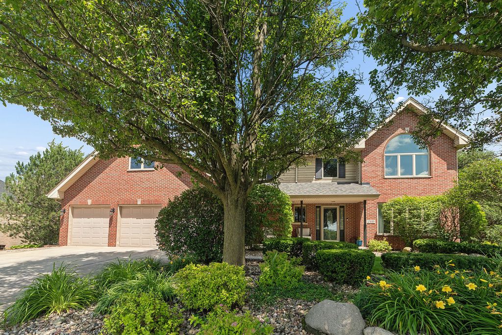 25619 S Bristol Lane, Monee, IL 60449