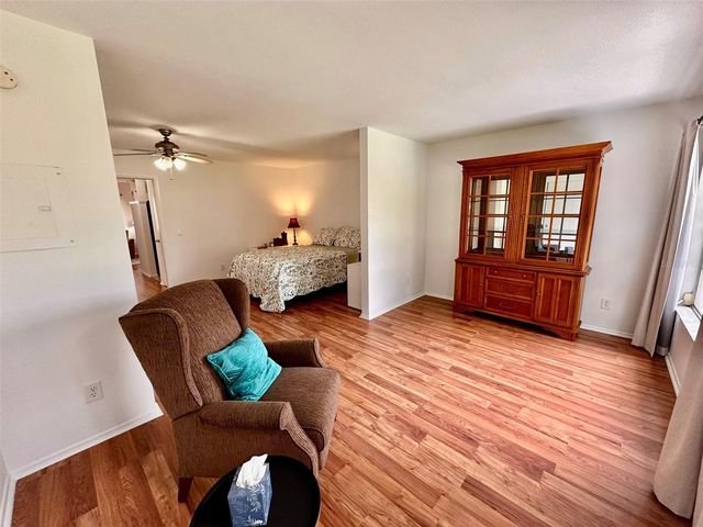 2100 WORLD PARKWAY BOULEVARD 50, Clearwater, FL 33763