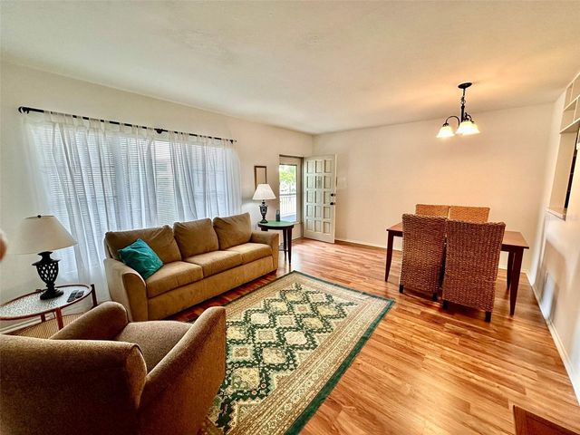 2100 WORLD PARKWAY BOULEVARD 50, Clearwater, FL 33763