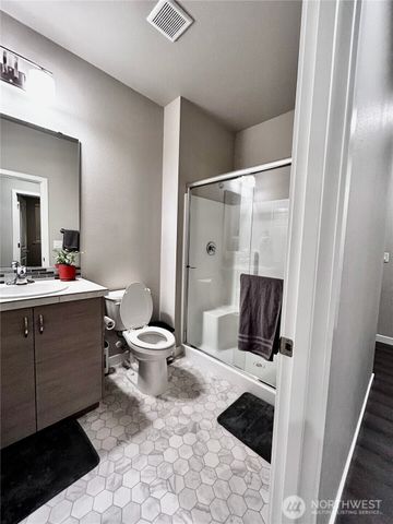 16155 8th Avenue E, Spanaway, WA 98387