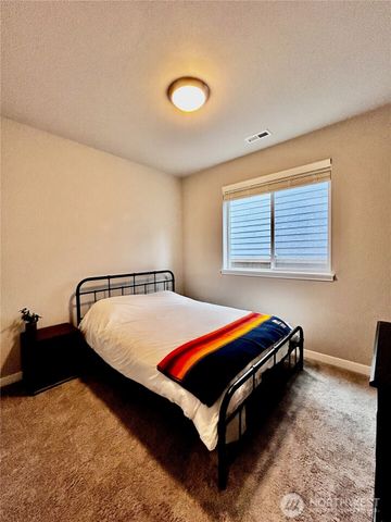 16155 8th Avenue E, Spanaway, WA 98387