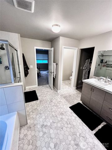 16155 8th Avenue E, Spanaway, WA 98387