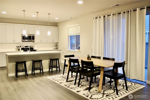 16155 8th Avenue E, Spanaway, WA 98387