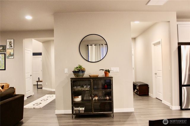 16155 8th Avenue E, Spanaway, WA 98387