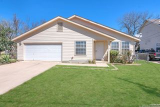 612 E Theissen, Boerne, TX 78006