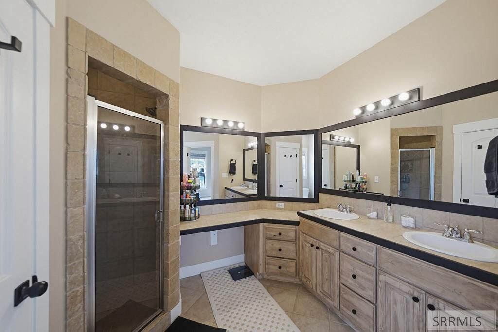 Image 33 of property listing at 3930 E 144 N, Rigby, ID 83442