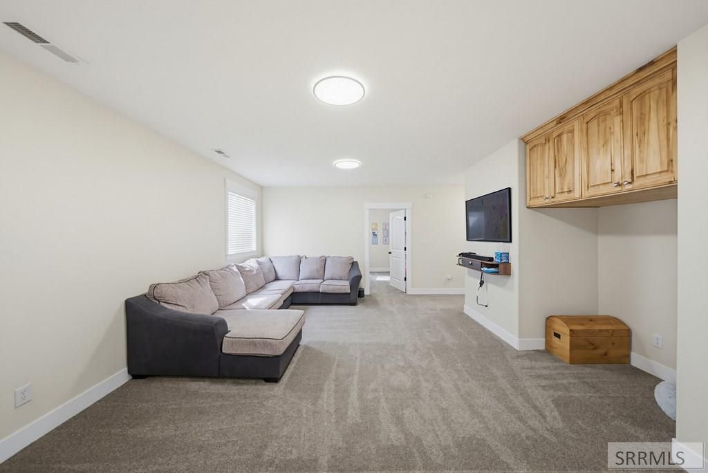Image 46 of property listing at 3930 E 144 N, Rigby, ID 83442