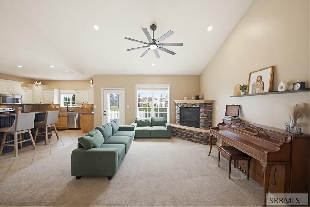 Image 9 of property listing at 3930 E 144 N, Rigby, ID 83442