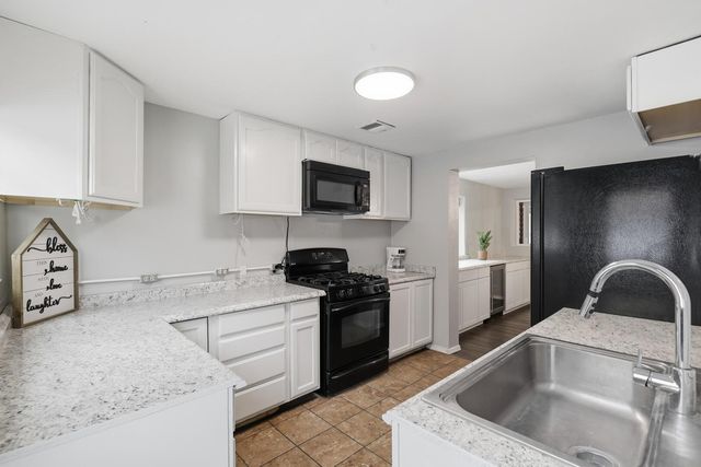 3014 Monroe Street NE, Albuquerque, NM 87110