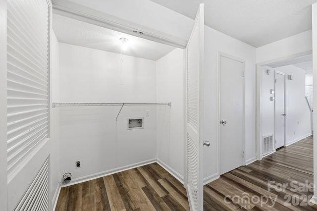 1300 Larchmont Place 210, Salisbury, NC 28144