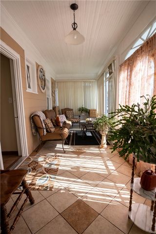 21 Madison Street, Warwick, RI 02888