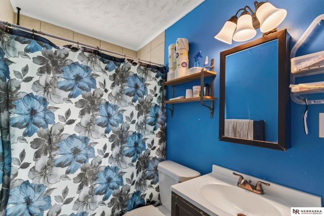 4313 Pratt Street, Omaha, NE 68111